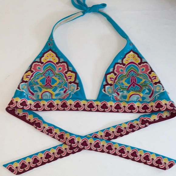 Victoria's Secret Other - Victoria’s Secret triangular bikini tie top